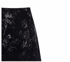 Rinascimento elegáns fekete virágos szoknya - CFC124998
