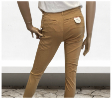 Rinascimento Cfc0112860 Bézs Nadrág